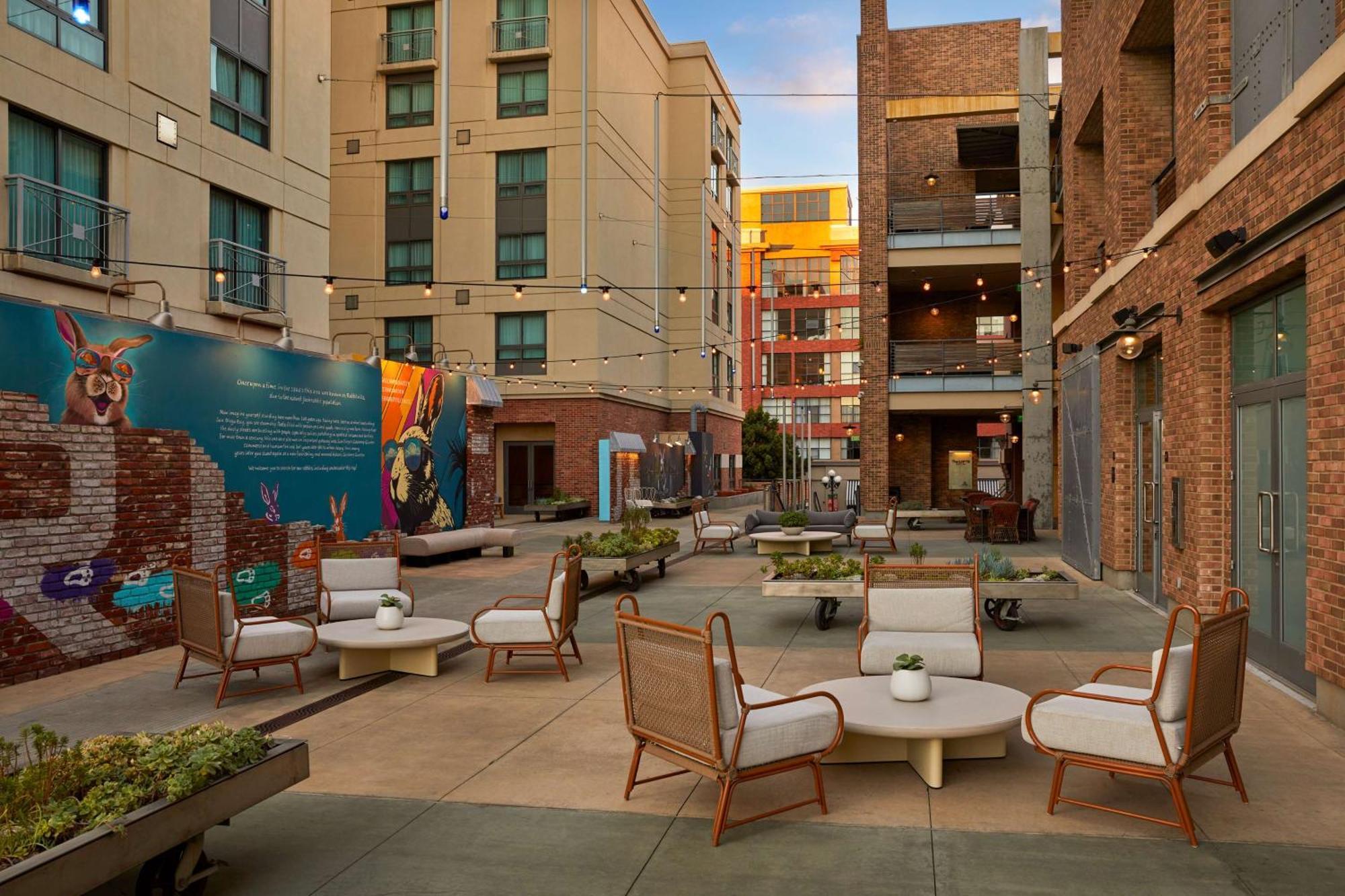 Hilton San Diego Gaslamp Quarter Exterior foto